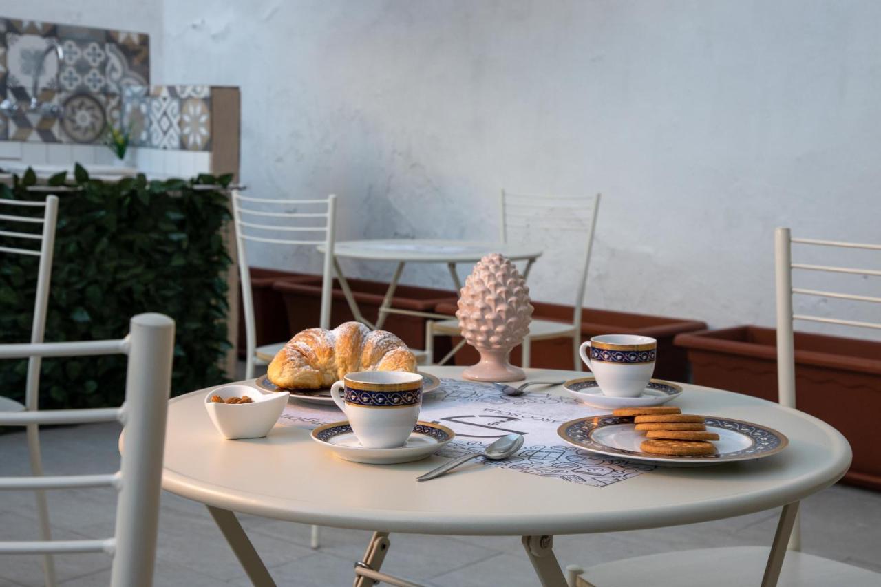 Largo Sicilia B&B Avola Exterior foto